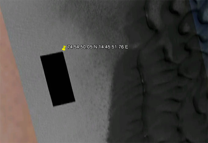 Tarjas pretas ocultando detalhes de fotos da Nasa no Planeta Marte