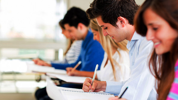 Escola de Idiomas no Santo Antnio BH